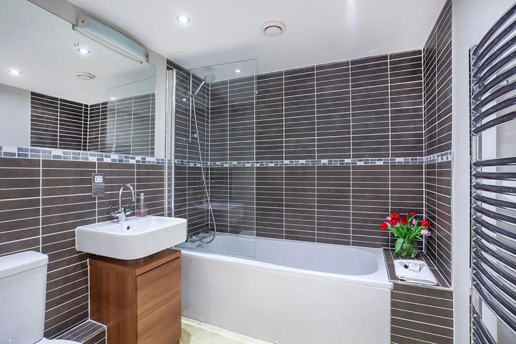 11 John Walker House Riverside. Apartment York Bagian luar foto